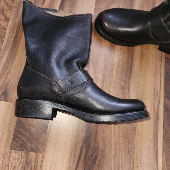 Frye Vintage Boots - Picture 3 of 5